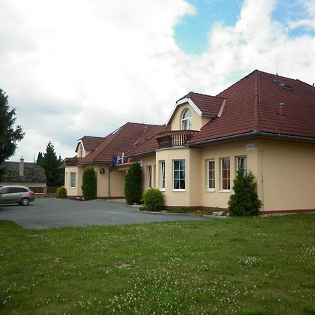 Hotel Aldo Uničov Exterior foto